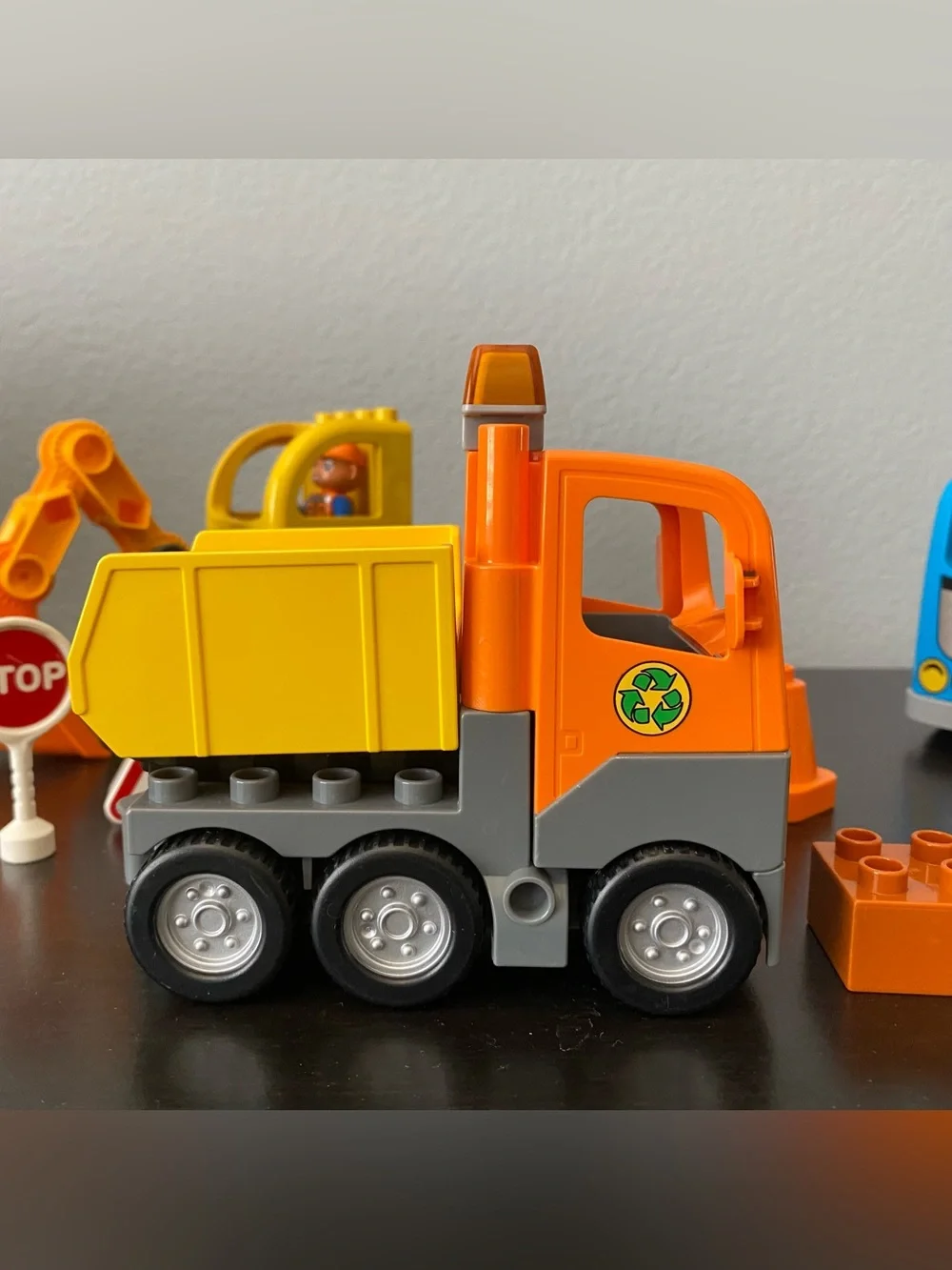 Lego Duplo Construction Truck & Figures Playset